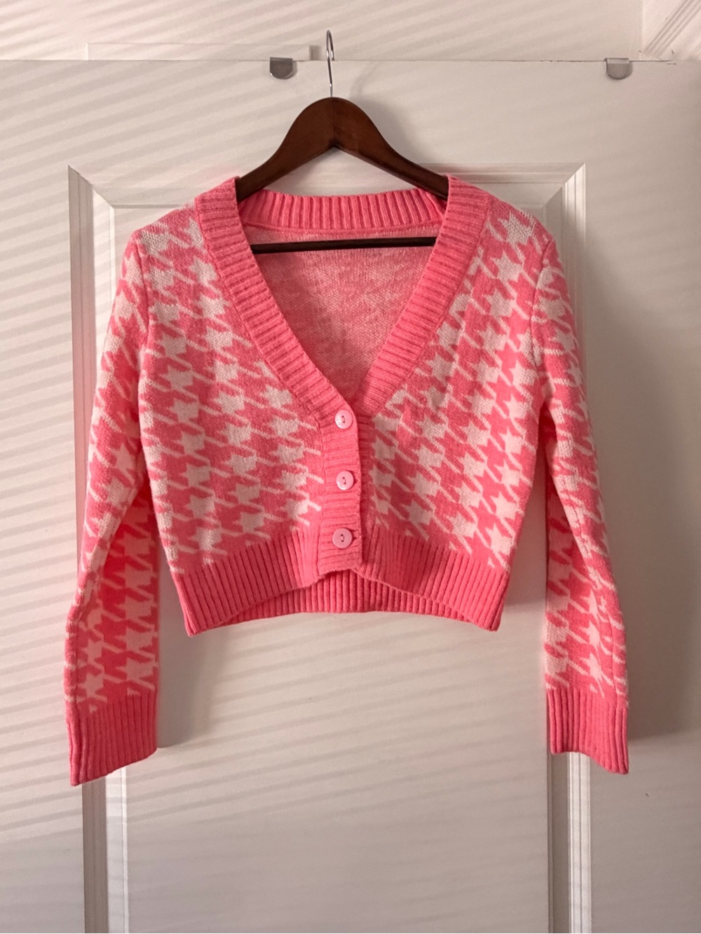 Pink Houndstooth Cropped V-Neck Cardigan Sweater